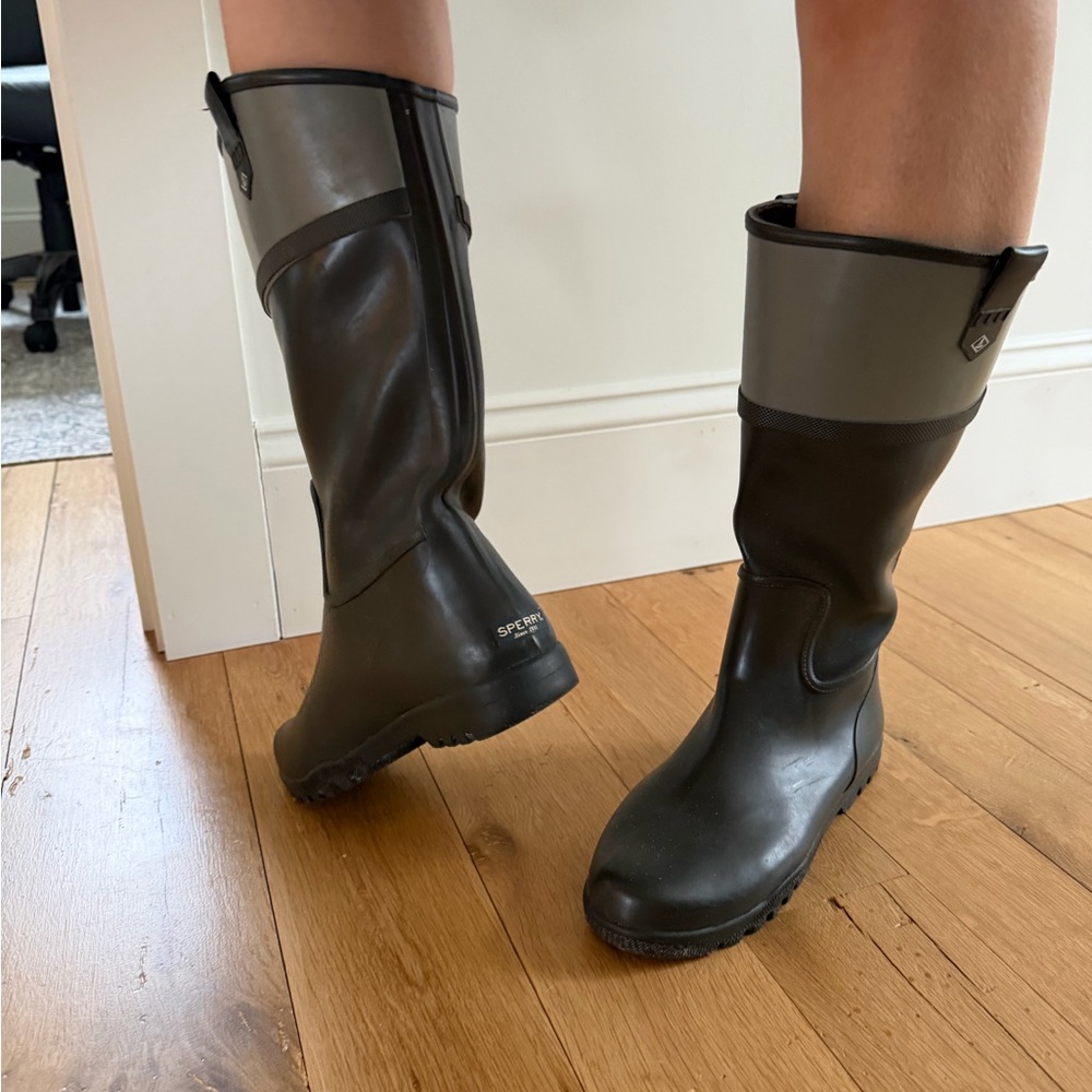 Sperry Two-Tone Tall Rain Boots in Black and Gray - Picture 3 of 5